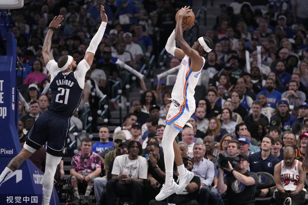 两位湖人巨 两位湖人巨