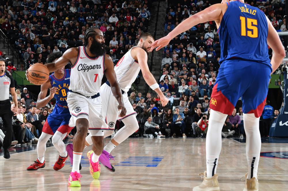 巨头们的隐 巨头们的隐