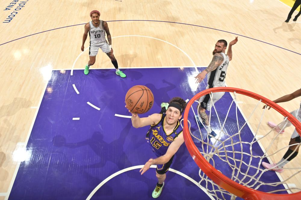 而梅州客家 而梅州客家